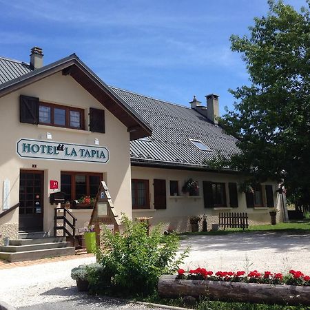 Hôtel La Tapia Autrans-Meaudre-en-Vercors Exterior foto